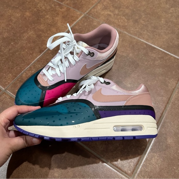 Nike Air Max 1 PRM Plum Fog Fossil Rose - Picture 12 of 13